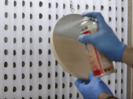 Μίνι DIY θάλαμος βαφής με λιγότερο από 20 ευρώ